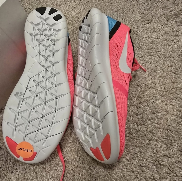 Nike running sneakers - Picture 4 of 6